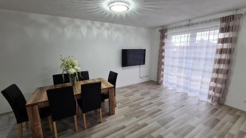 设施服务, Exzellentes Ferienhaus in Hannover Messe Nähe (Exzellentes Ferienhaus in Hannover Messe Nahe) in 萨尔斯特