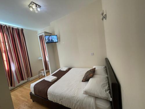 Kings Cross Hotel - main image
