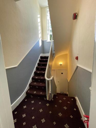 Kings Cross Hotel - image 13