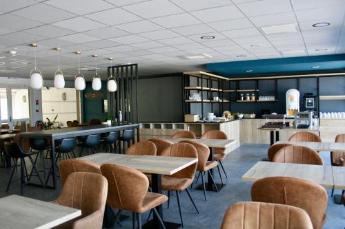 Kyriad Prestige Montpellier Ouest - Croix D'argent - A709 - image 2