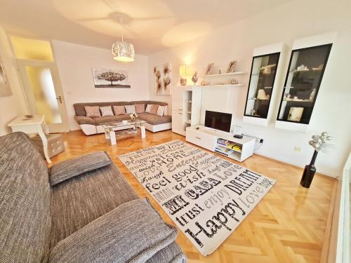 Beach Apartment Ivana - image 2
