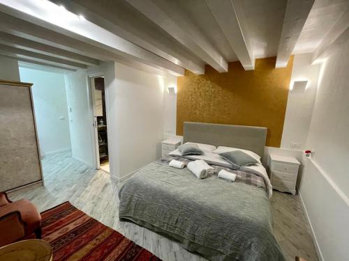 Double Room with Private Bathroom image 5