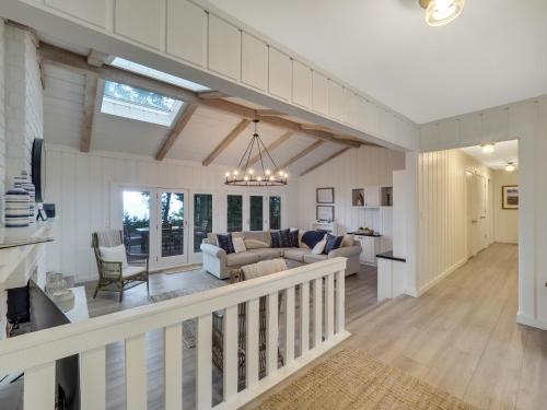 Lake Michigan Retreat - main image