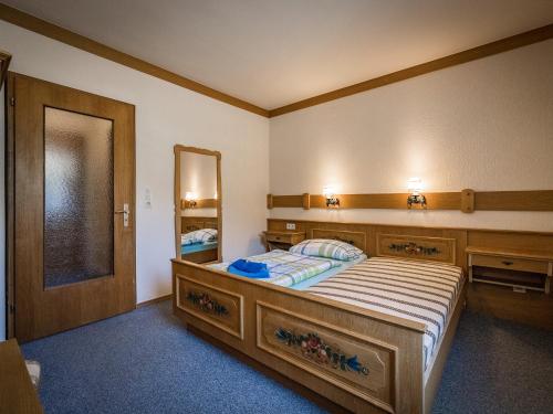 1 twin bed