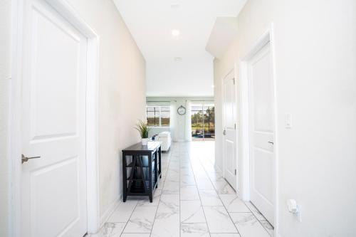 Stunning 6Bd SF w/ Pool Close to Disney @ Storey Lake 2883 - image 12