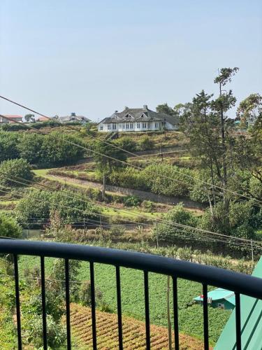 Tea Breeze Luxury Residence