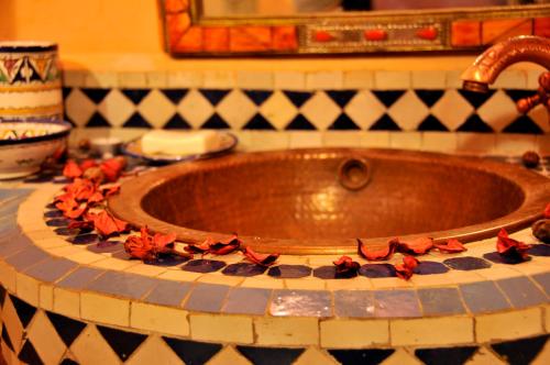Luxury Riad Saad Fes- Apart - image 12