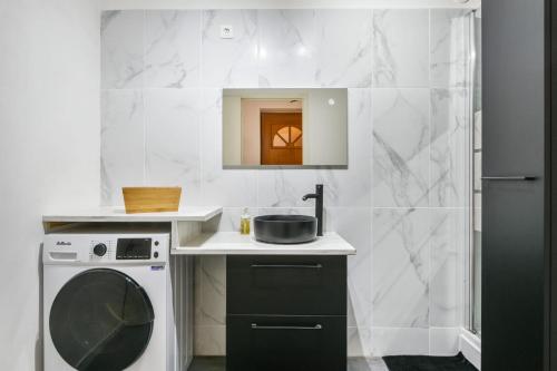 Nice and bright flat with parking at the heart of Tourcoing - Welkeys