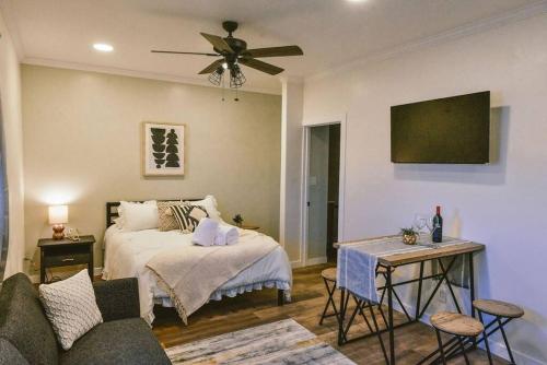 #1 Upgraded Luxury Baja Studio Suite