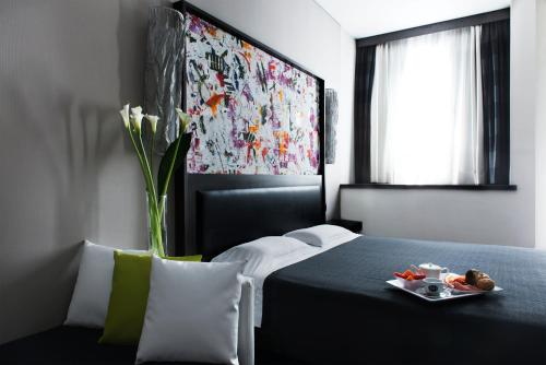 Twentyone Hotel