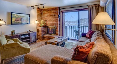 Bear Claw 208 Steamboat Springs Colorado
