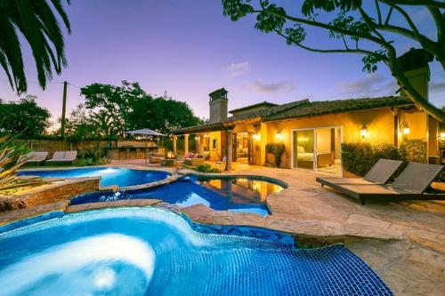 CB-131 - Carlsbad Villa Escape - image 3