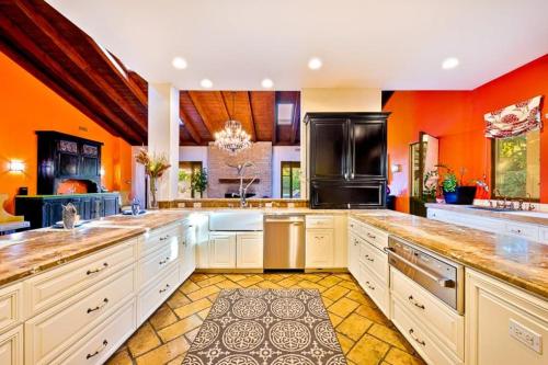 CB-131 - Carlsbad Villa Escape - image 14