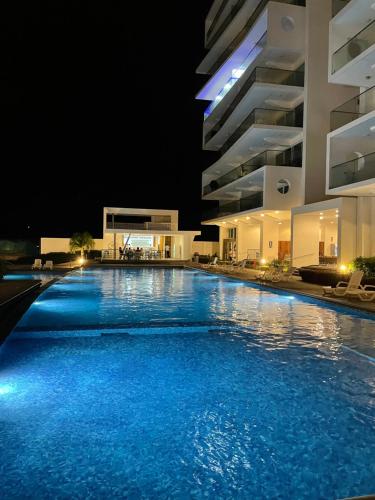 مسبح, Resort Playa Azul Departamentos frente al mar in Atacames