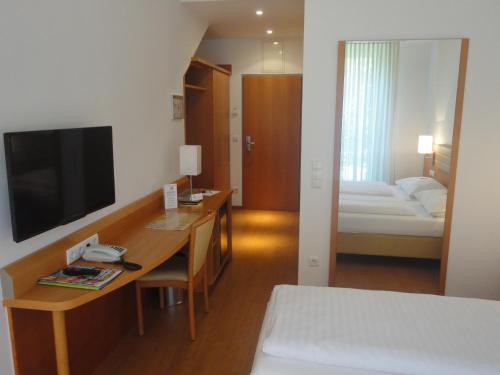 City Hotel Albrecht - image 10