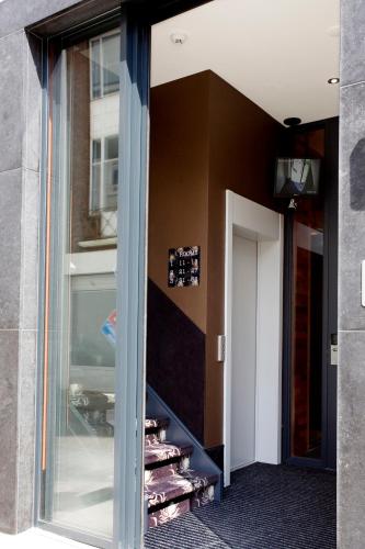 Hotel Roermond Next Door - image 10