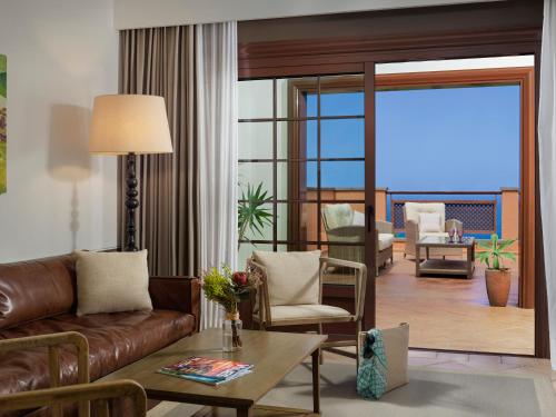 Suite with Sea View