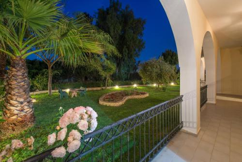 Garden, Helen & Theo Studios in Zakynthos Island