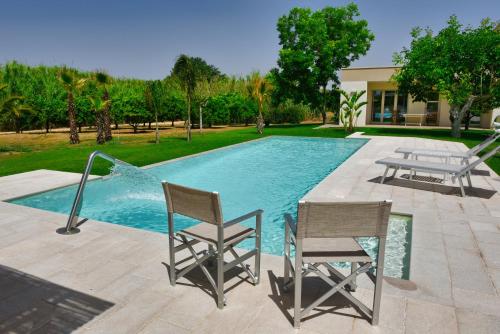  Villa Sirgole Rosa with Pool, Galatina in Cutrofiano