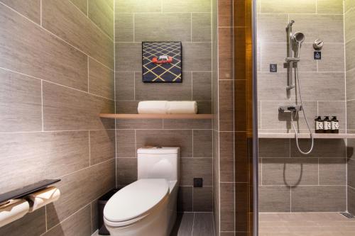 Executive Double Room image 3