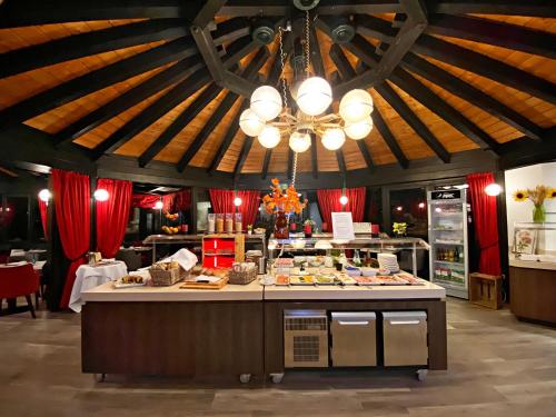 Ételek és italok, DORMERO Hotel Dusseldorf in Unterbach