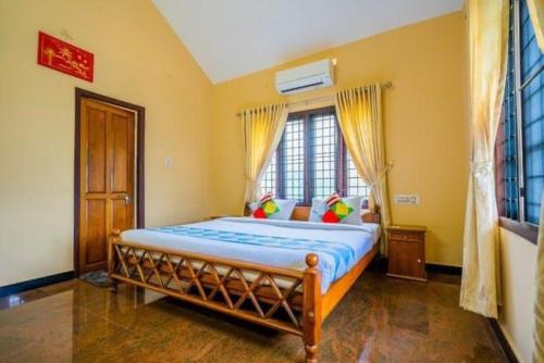 Manjaly Backwater Premium Resort
