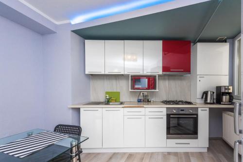 Downtown Accommodation - image 10