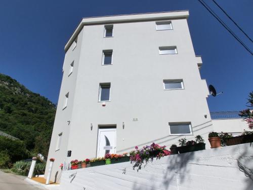 Villa Slovenika Apartments - image 7
