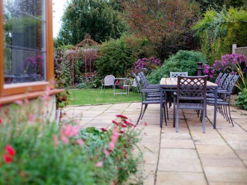 Kingfisher Cottage