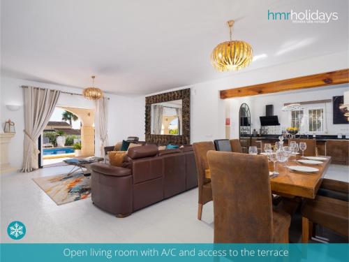 Létesítmények, Villa Eliana by HMR Holidays in Pinar del Advocat