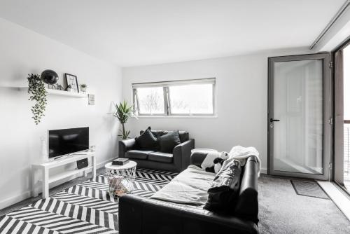 Picture of Air Host And Stay - Argyle Apartment Sleeps 4 City Centre