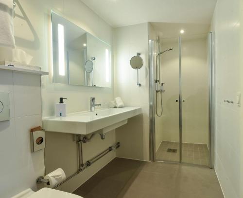 Bathroom, Scandic Star Lund in Lund