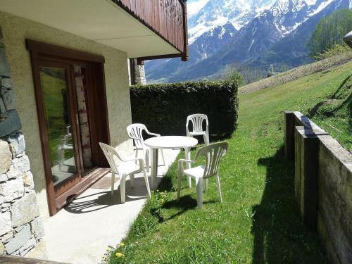Apartment with one bedroom in Les Houches with wonderful mountain view shared pool and furnished garden 30 m from the slopes - image 12