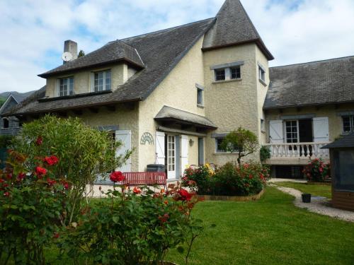 maison spacieuse à Argeles gazost gîte à louer Arcizans-Avant