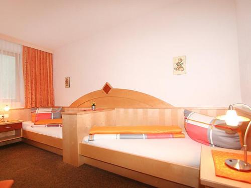 Apart Zangerle - image 4