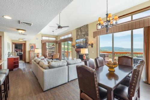 Luxury Westgate Park City Ski In Ski Out Four Bedroom Penthouse Private Hot Tub Wrap Around Balcony image