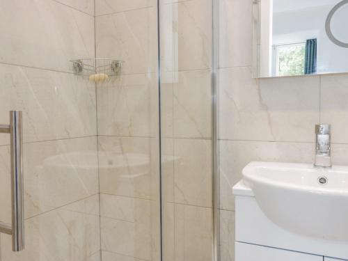 6 Coltbridge Gardens - image 4