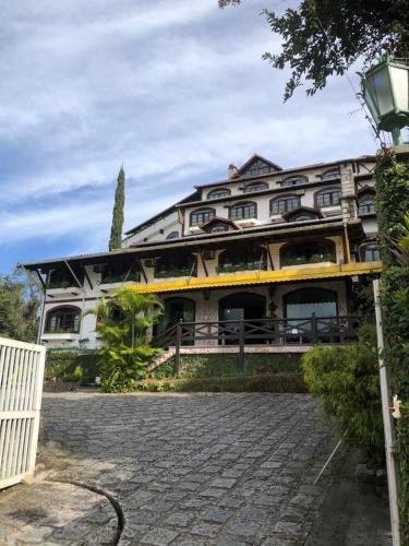 Gallardin Palace Hotel