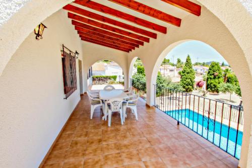 Laura-28A - traditionally furnished detached villa with peaceful surroundings in Calpe - image 4