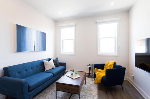 Perfectly Located Mile End 2 Bdr Unit by Den Stays