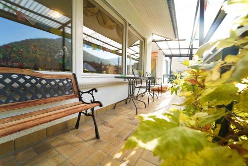 ระเบียง/ชานเรือน, Ferienwohnung im Haus Lotus mit großem Balkon und Garten in บาด อัวราค