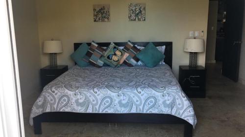 Two-Bedroom Apartment image 6
