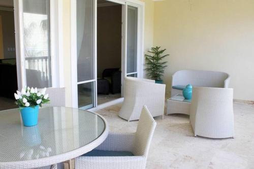 Two-Bedroom Apartment image 3