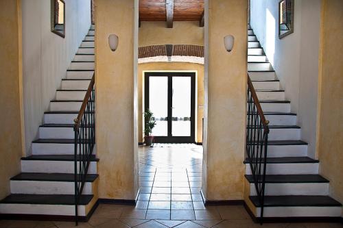 Vestabils, Is Scabas Guestrooms in Solarussa