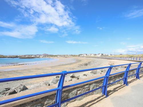 Tyn Towyn - Ty Glas - image 10
