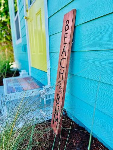 Private Tiny House for 1 or 2 near Downtown Delray and Beach in Delray Beach, USA