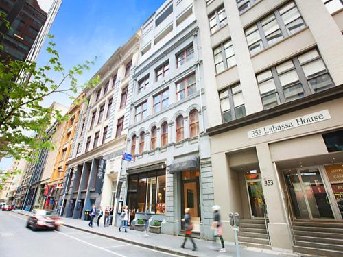 Heritage Retreat Melbourne - StayCentral
