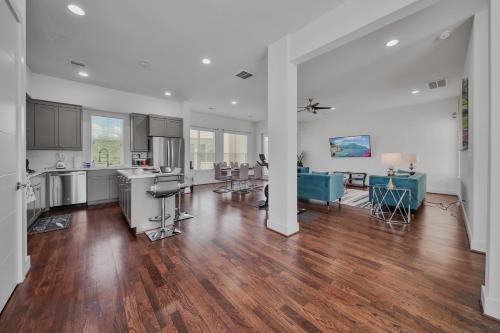 **Texas Medical Center ** Downtown ** NRG ** Minute Maid ** Toyota Center