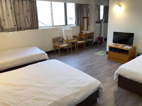 金麗麗大飯店 in Jinning