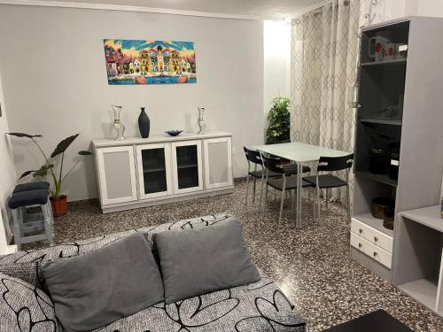 APARTAMENTO TURISTICO MILLAN